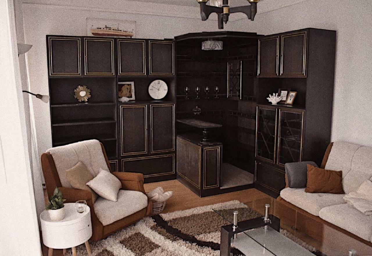 Aj - Ter Apartman Mişcolţ Exterior foto